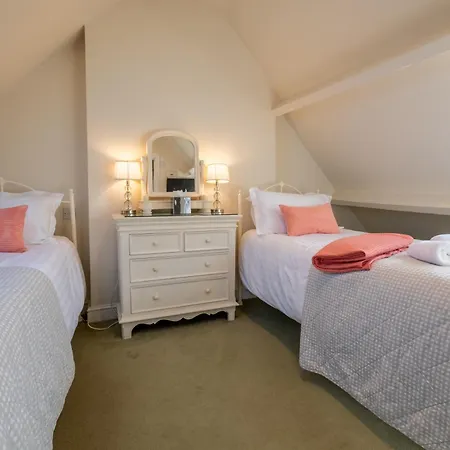 The Old Brewhouse Bed & Breakfast Cirencester Exterior photo