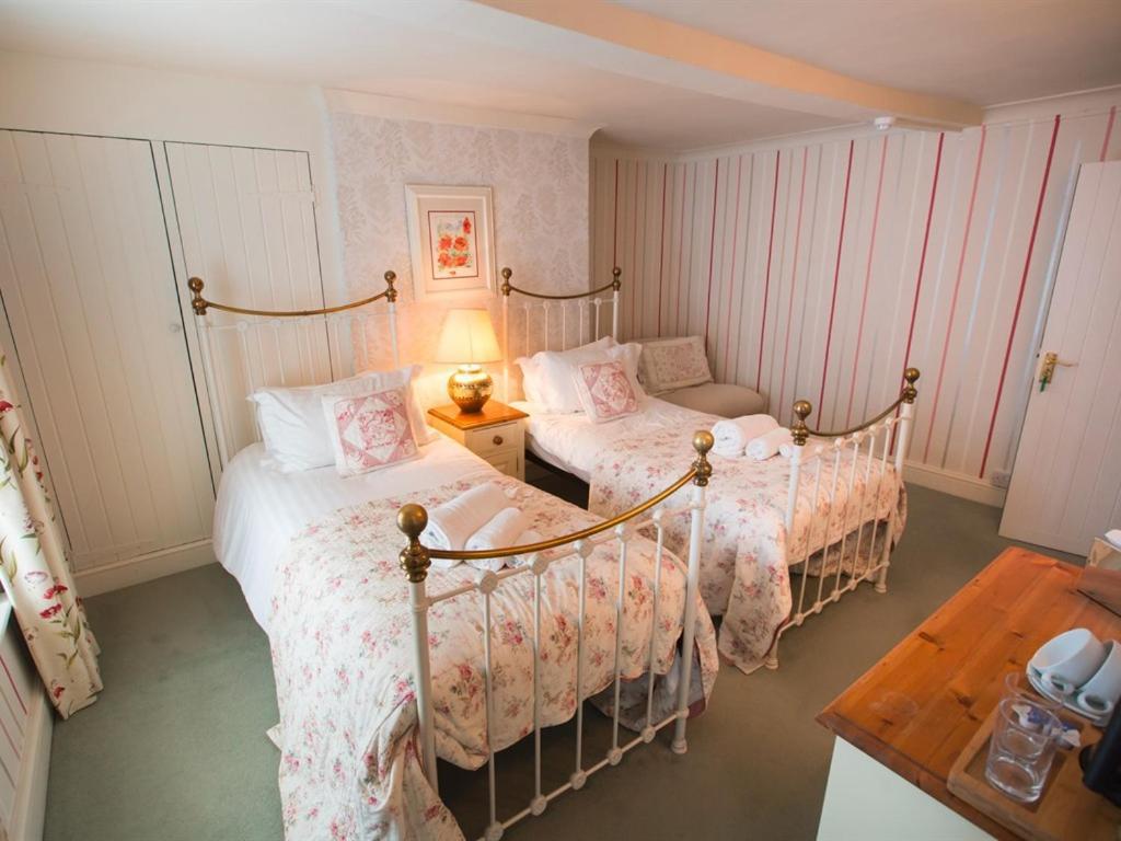 The Old Brewhouse 4*